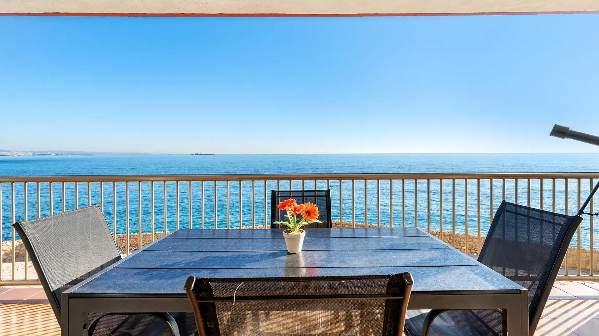 Piso Paradisaco Frente Al Mar Salou Lejlighed